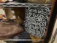Partij diverse tassen/accessoires o.a carhartt/dakine/roxy/etc (32x) - afbeelding 3 van  18