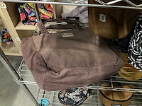 Partij diverse tassen/accessoires o.a carhartt/dakine/roxy/etc (32x) - afbeelding 4 van  18