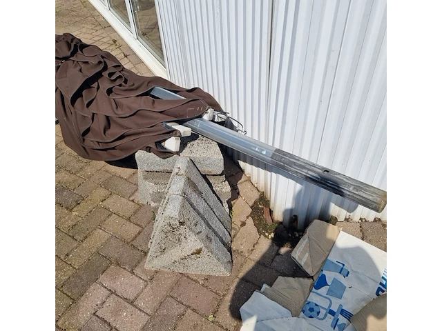 Partij diverse terras/tuin meubelen - afbeelding 9 van  15