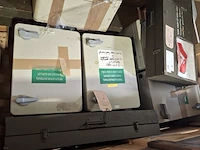 Partij diverse testuitrustingen en 1x transportkoffer - afbeelding 2 van  6
