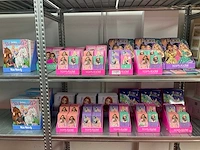 Partij diverse top model/miss melody items (450x) - afbeelding 1 van  13