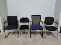 Partij diverse vergaderstoelen o.a. gispen