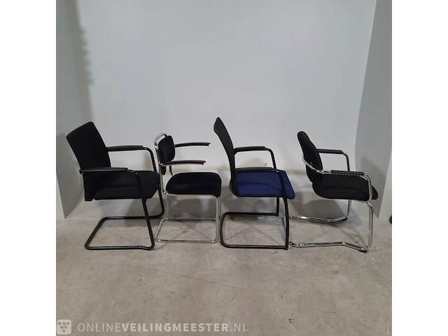 Partij diverse vergaderstoelen o.a. gispen - afbeelding 21 van  22