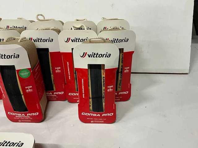 Partij diverse vittoria corsa banden (39x) - afbeelding 15 van  17