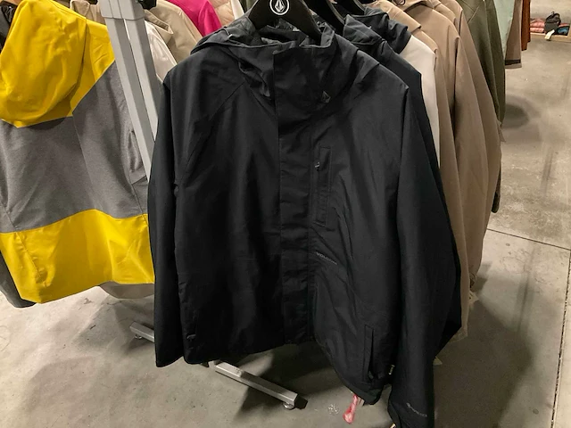 Partij diverse volcom jassen (13x) - afbeelding 9 van  15
