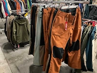 Partij diverse volcom wintersportbroeken (17x) - afbeelding 1 van  14