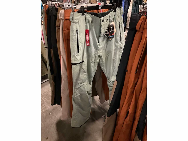 Partij diverse volcom wintersportbroeken (17x) - afbeelding 9 van  14
