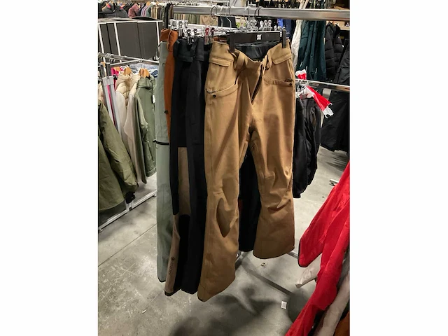 Partij diverse volcom wintersportbroeken (17x) - afbeelding 12 van  14