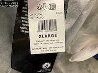 Partij diverse volcom/vissla/huf/polarskate vesten&truien (45x) - afbeelding 26 van  32