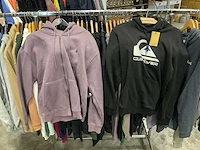 Partij diverse volcom/vissla/huf/polarskate vesten&truien (45x) - afbeelding 30 van  32