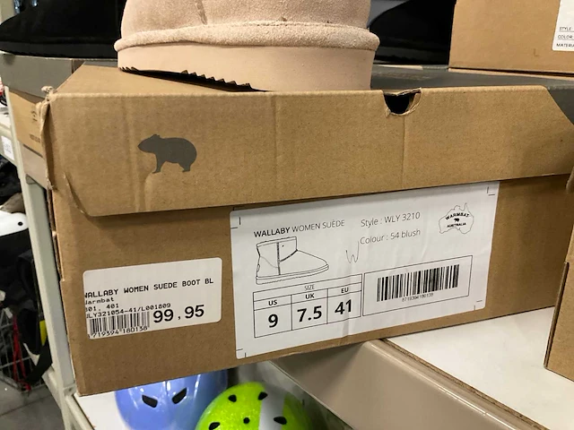 Partij diverse warmbat pantoffels (12x) - afbeelding 10 van  12
