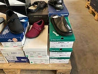 Partij diverse westland/marco tozzi/rhode/etc schoenen (47x) - afbeelding 11 van  11