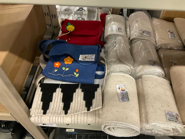 Partij diverse wollen warmte gordels (39x) - afbeelding 2 van  10