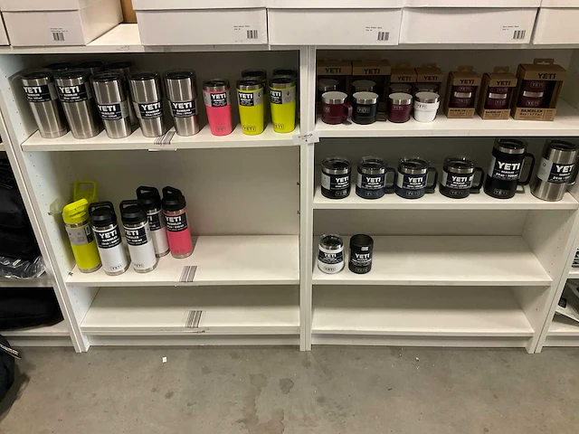 Partij diverse yeti ramblers (38x) - afbeelding 1 van  16