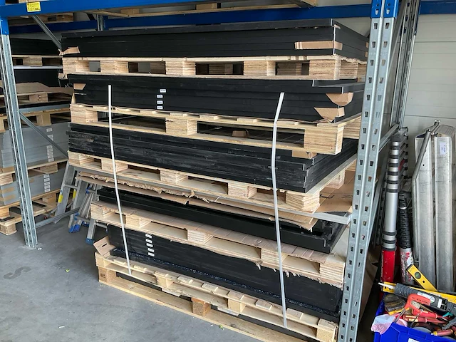 Partij diverse zonnepanelen (80x) - afbeelding 3 van  6