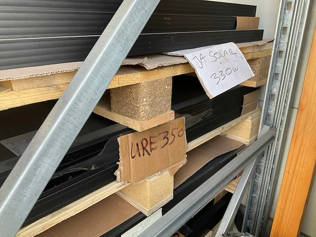 Partij diverse zonnepanelen (80x) - afbeelding 5 van  6