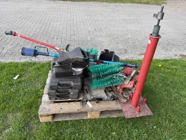 Partij diversen - various forest and garden tool - afbeelding 3 van  3