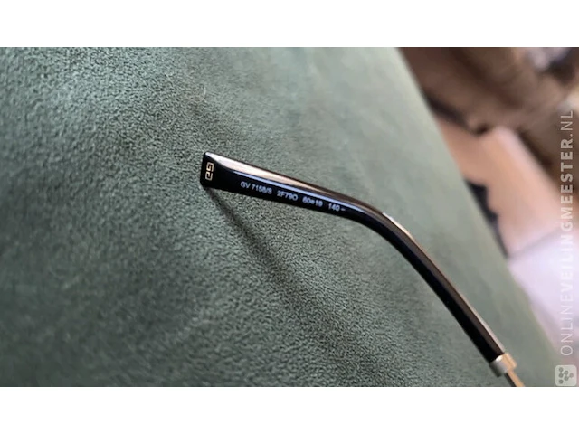 Partij diversen airpods, givenchy, jbl, philips - afbeelding 4 van  8