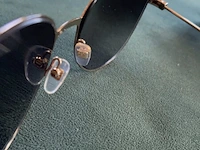 Partij diversen airpods, givenchy, jbl, philips - afbeelding 5 van  8