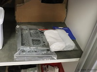 Partij diversen bestaande uit o.a. 380v-stekker, wandcontactdozen, kabels & schuifsloten - afbeelding 9 van  10