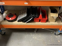 Partij diversen bestaande uit o.a. assortimentsdoos, stroomhaspel & dossiermappen - afbeelding 1 van  5