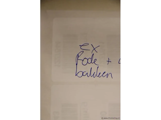 Partij diversen bestaande uit o.a. bezems, tochtafsluiter voor brievenbus, roosters & figuurzaagset - afbeelding 5 van  5