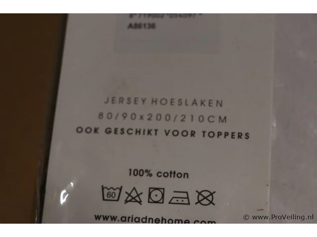 Partij diversen bestaande uit o.a. gordijnen & poloshirts - afbeelding 5 van  11