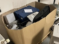 Partij diversen bestaande uit o.a. groepenkasten & installatieautomaten - afbeelding 1 van  5