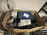 Partij diversen bestaande uit o.a. groepenkasten & installatieautomaten - afbeelding 2 van  5