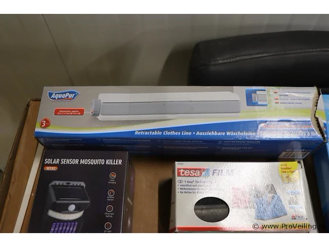 Partij diversen bestaande uit o.a. horgordijn, waslijn, solar sensor mosquito killer & plakbandhouder - afbeelding 5 van  11