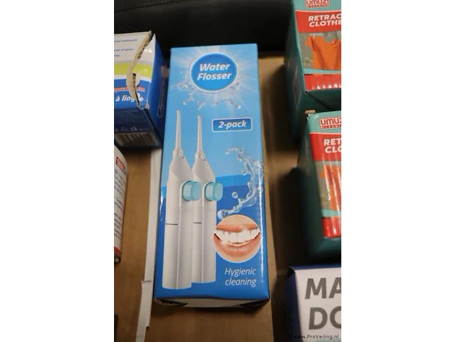 Partij diversen bestaande uit o.a. horgordijn, waslijn, solar sensor mosquito killer & plakbandhouder - afbeelding 11 van  11