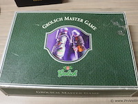 Partij diversen bestaande uit o.a. monopoly, bokshandschoenen, ludo, racebaan & tafeltennis batjes - afbeelding 6 van  12