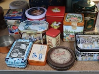 Partij diversen bestaande uit o.a. oude blikjes, glazen, puzzels & diverse vintage artikelen - afbeelding 6 van  14