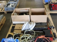 Partij diversen bestaande uit o.a. touw, ijzerdraad, draadeinden & growatt wireless monitoring - afbeelding 1 van  11