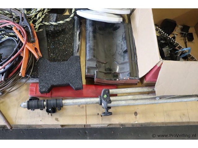 Partij diversen bestaande uit o.a. touw, ijzerdraad, draadeinden & growatt wireless monitoring - afbeelding 7 van  11