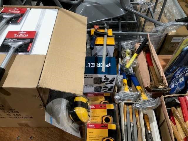 Partij diversen gereedschappen op tafel - afbeelding 9 van  14