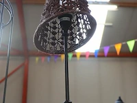 Partij diversen in stelling o.a. decoratieve lampen, koksbuizen & verzamelitems - afbeelding 4 van  11