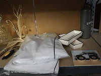 Partij diversen in stelling o.a. decoratieve lampen, koksbuizen & verzamelitems - afbeelding 10 van  11