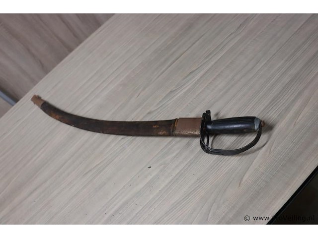 Partij diversen o.a. blaasinstrument & zwaard - afbeelding 4 van  14