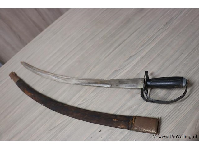 Partij diversen o.a. blaasinstrument & zwaard - afbeelding 6 van  14