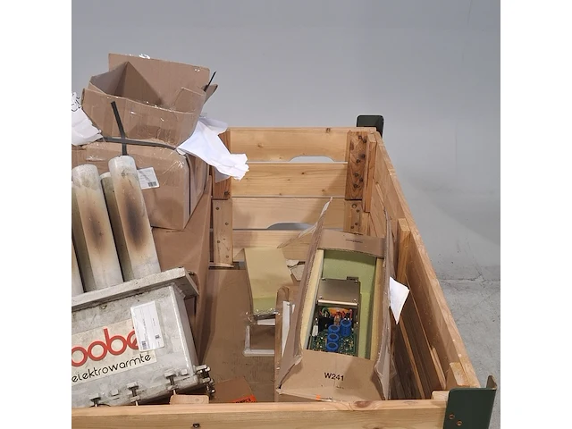 Partij diversen, o.a. bobé - afbeelding 3 van  9