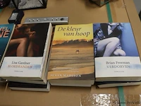 Partij diversen o.a. boeken, kandelaars en kruidenpotjes - afbeelding 9 van  10