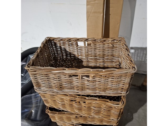 Partij diversen, o.a. bosch, kelfort, ikea en esab - afbeelding 15 van  29