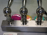 Partij diversen o.a. energiedrank/ mixdranktap, slangen & elektrische pompen van het merk flojet; model bevjet5000series bib dispenser (3 stuks) - afbeelding 8 van  10
