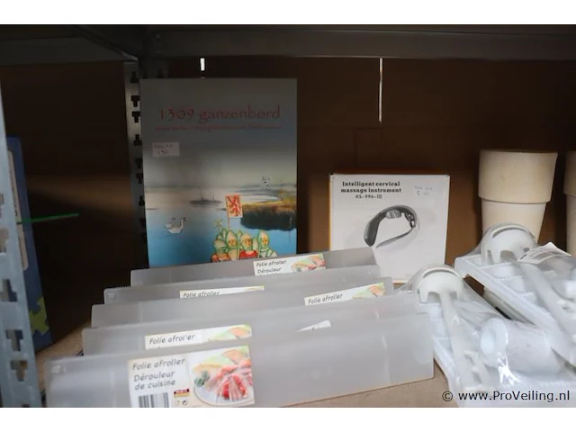 Partij diversen o.a. huishoudelijke artikelen, hobbymateriaal, pastamaker sets & zwembad afdekzeilen - 100 stuks - afbeelding 7 van  11