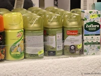 Partij diversen o.a. insectenvangers & toilet spray - afbeelding 4 van  4