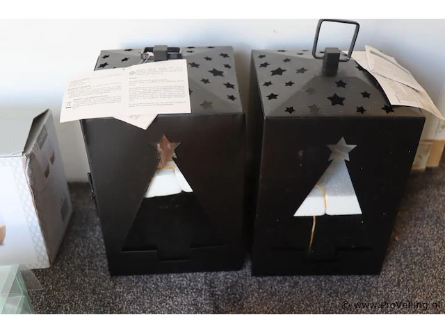 Partij diversen o.a. lantaarnlichten, aroma difusers & braadpan - afbeelding 4 van  8