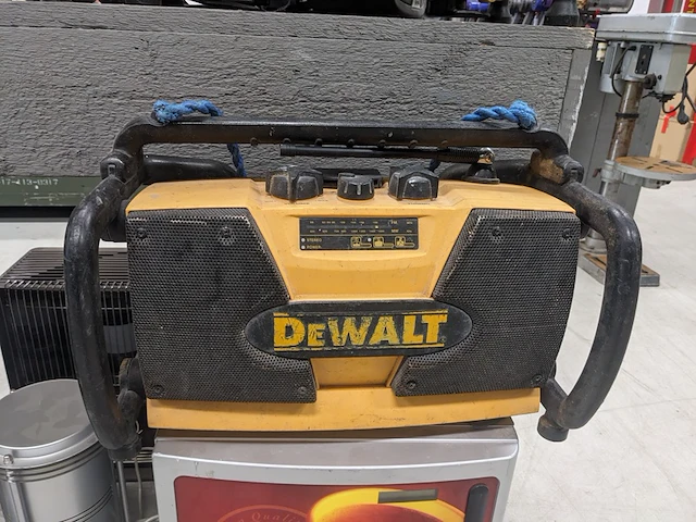 Partij diversen, o.a. makita, bosch, dewalt - afbeelding 8 van  13