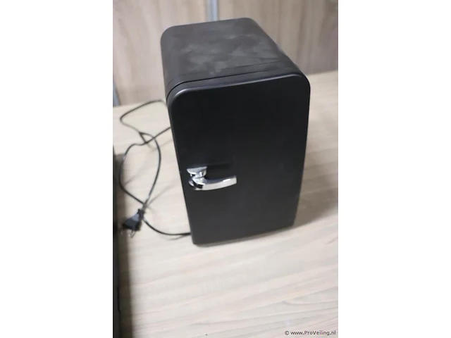 Partij diversen o.a. mini-koelkast, statief, microfoons (2x) & roseland bluetooth soundbar - afbeelding 6 van  10