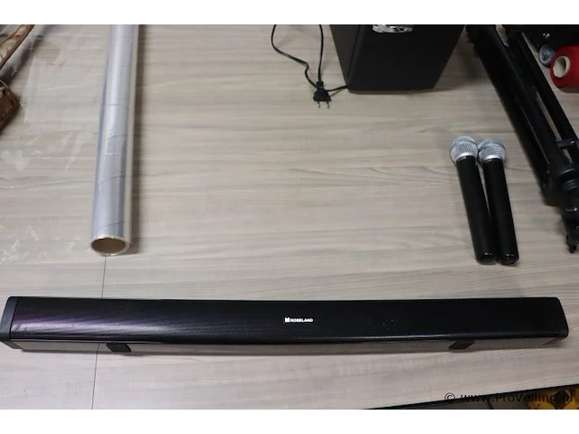 Partij diversen o.a. mini-koelkast, statief, microfoons (2x) & roseland bluetooth soundbar - afbeelding 8 van  10